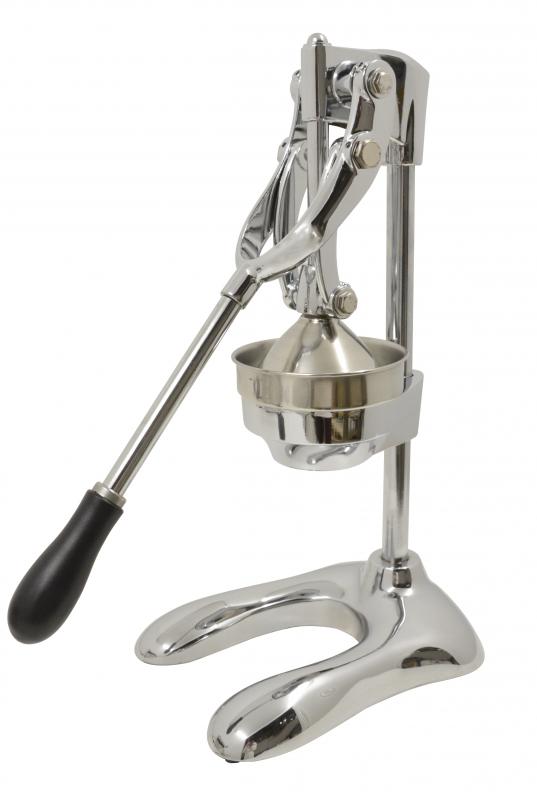 Manual Chrome Citrus Squeezer with  5" Cutter Plate Diameter